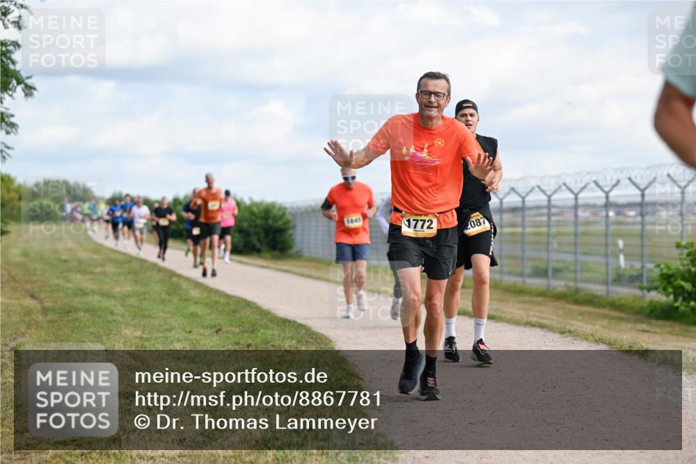 14.09.2025 - Airport Race Dr. Thomas Lammeyer http://msf.ph/oto/8867781 14.09.2025 12:10:12 Laufen 1845, 1772, 2087 meine-sportfotos.de