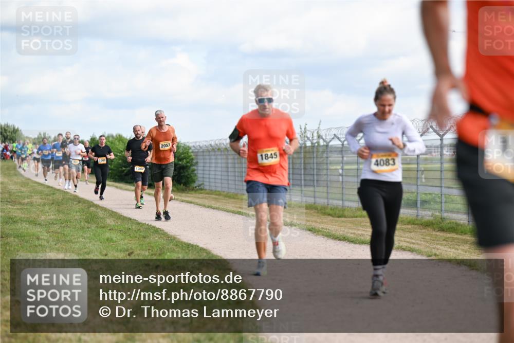 14.09.2025 - Airport Race Dr. Thomas Lammeyer http://msf.ph/oto/8867790 14.09.2025 12:10:14 Laufen 1065, 1347, 2053, 1845, 4083 meine-sportfotos.de