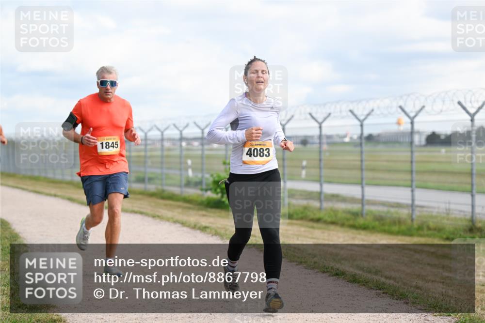 14.09.2025 - Airport Race Dr. Thomas Lammeyer http://msf.ph/oto/8867798 14.09.2025 12:10:16 Laufen 1845, 4083 meine-sportfotos.de