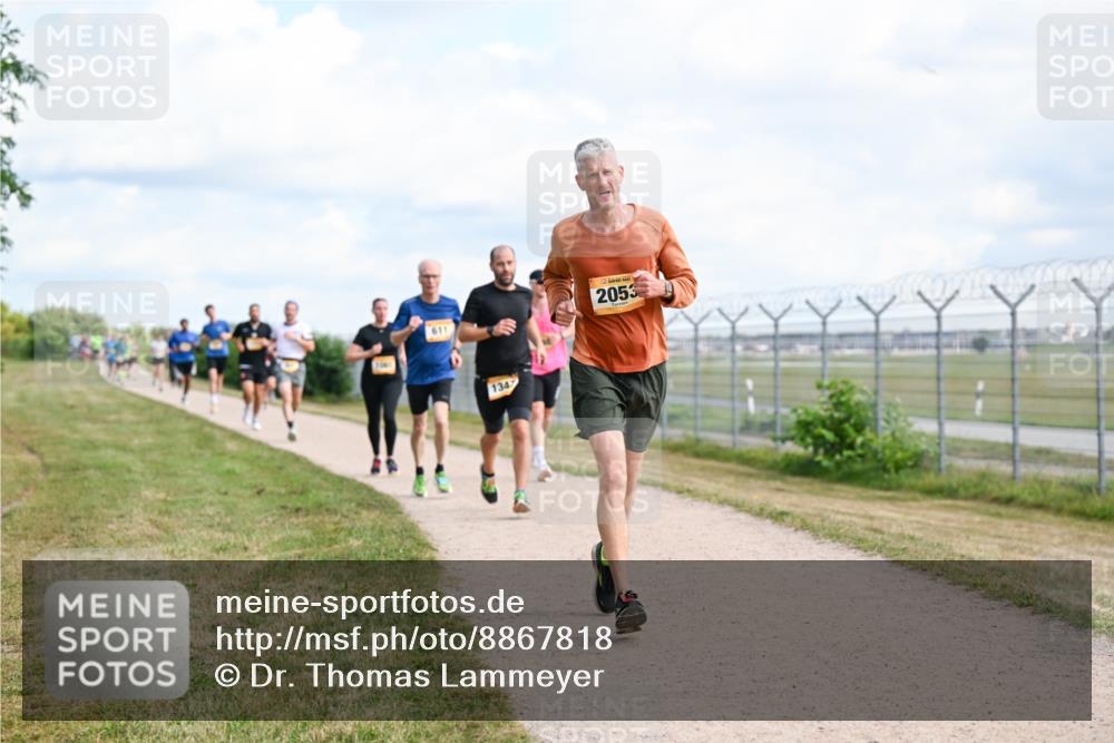 14.09.2025 - Airport Race Dr. Thomas Lammeyer http://msf.ph/oto/8867818 14.09.2025 12:10:21 Laufen 134, 2053 meine-sportfotos.de