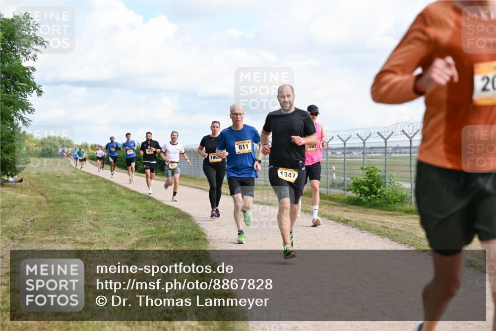 14.09.2025 - Airport Race Dr. Thomas Lammeyer http://msf.ph/oto/8867828 14.09.2025 12:10:22 Laufen 424, 106, 611, 1347, 20 meine-sportfotos.de