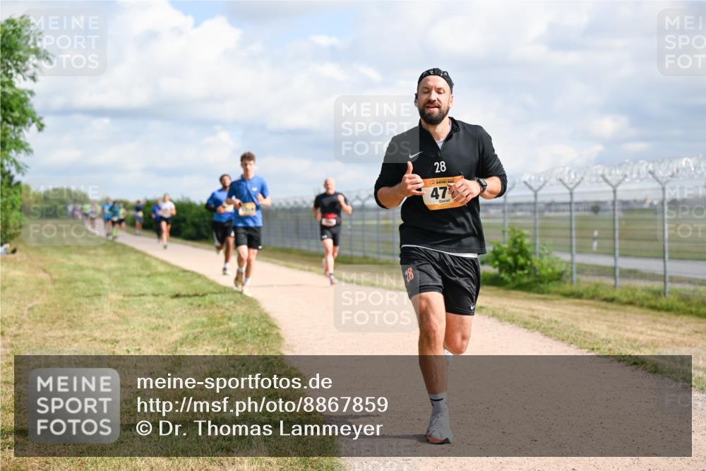 14.09.2025 - Airport Race Dr. Thomas Lammeyer http://msf.ph/oto/8867859 14.09.2025 12:10:28 Laufen 28, 47 meine-sportfotos.de