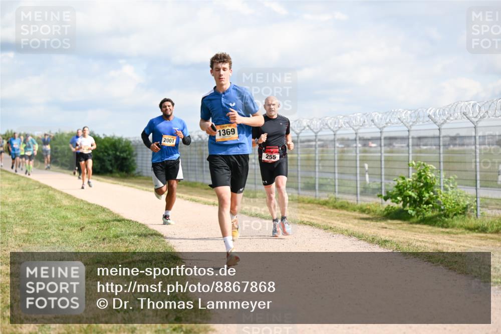 14.09.2025 - Airport Race Dr. Thomas Lammeyer http://msf.ph/oto/8867868 14.09.2025 12:10:30 Laufen 2001, 1369, 255 meine-sportfotos.de