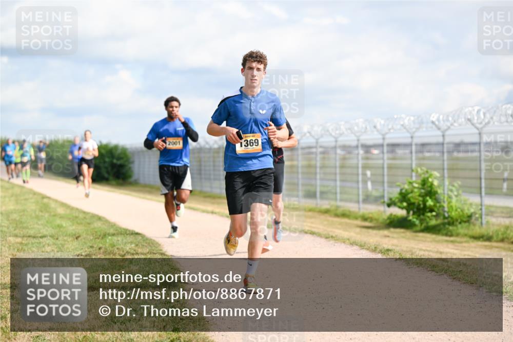 14.09.2025 - Airport Race Dr. Thomas Lammeyer http://msf.ph/oto/8867871 14.09.2025 12:10:31 Laufen 2001, 1369 meine-sportfotos.de