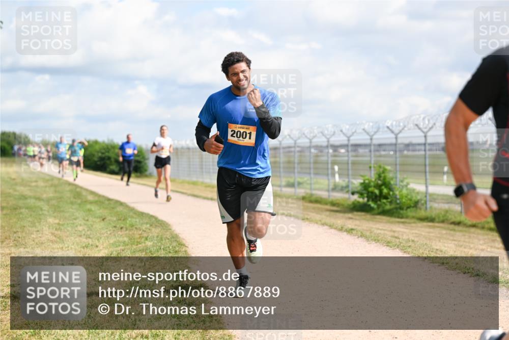14.09.2025 - Airport Race Dr. Thomas Lammeyer http://msf.ph/oto/8867889 14.09.2025 12:10:34 Laufen 2001 meine-sportfotos.de