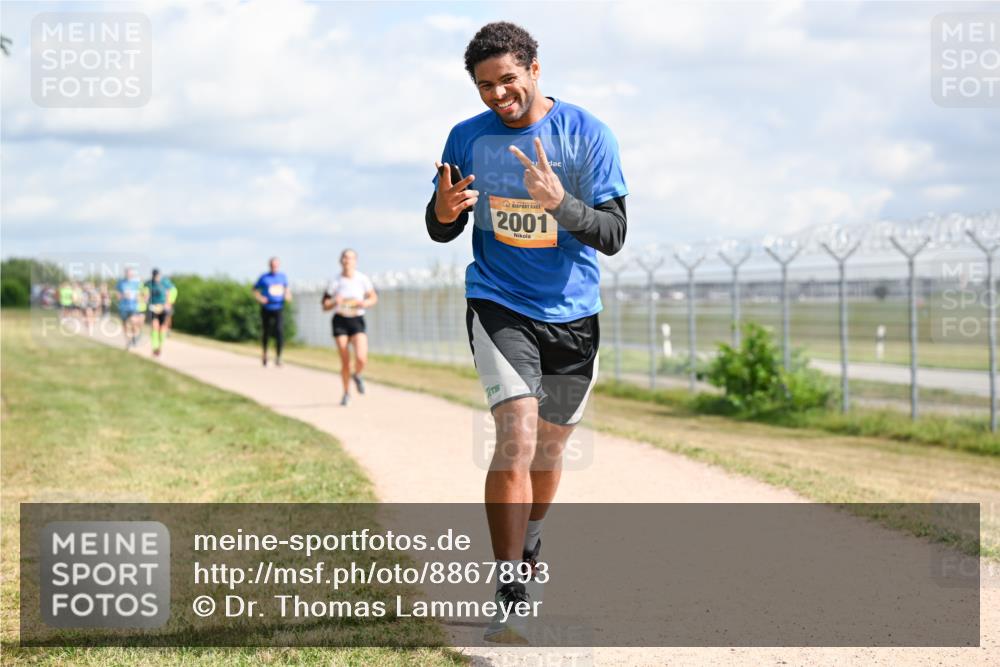 14.09.2025 - Airport Race Dr. Thomas Lammeyer http://msf.ph/oto/8867893 14.09.2025 12:10:34 Laufen 2001 meine-sportfotos.de