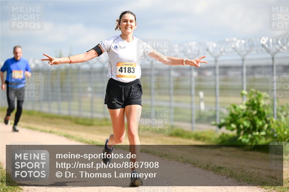 14.09.2025 - Airport Race Dr. Thomas Lammeyer http://msf.ph/oto/8867908 14.09.2025 12:10:37 Laufen 4183 meine-sportfotos.de