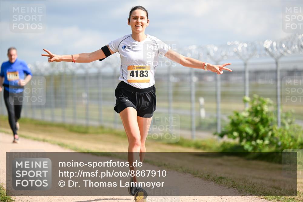 14.09.2025 - Airport Race Dr. Thomas Lammeyer http://msf.ph/oto/8867910 14.09.2025 12:10:38 Laufen 4183 meine-sportfotos.de