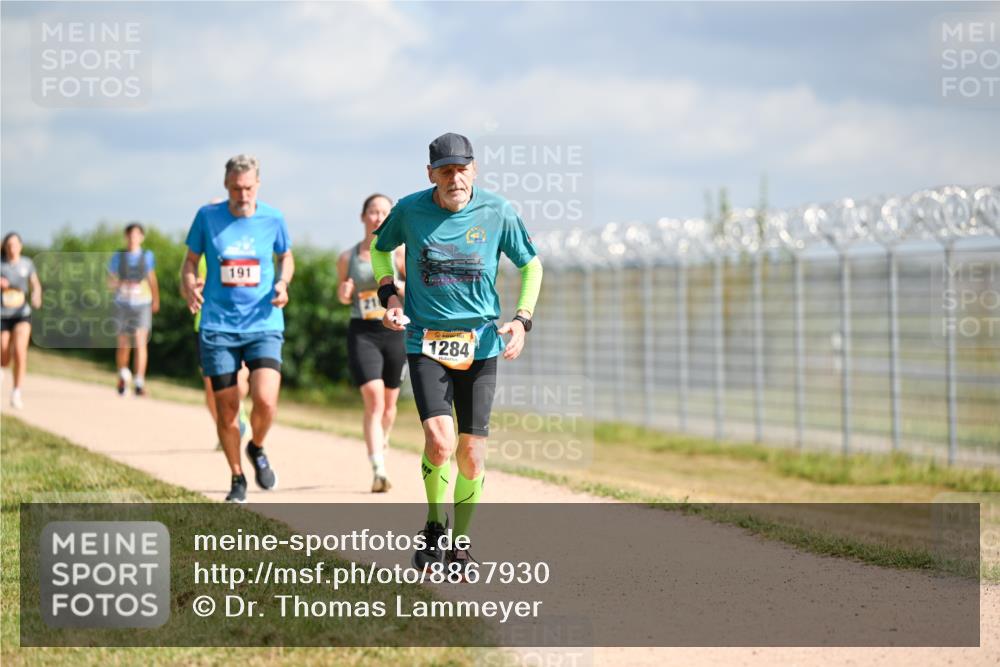 14.09.2025 - Airport Race Dr. Thomas Lammeyer http://msf.ph/oto/8867930 14.09.2025 12:10:42 Laufen 191, 1284 meine-sportfotos.de