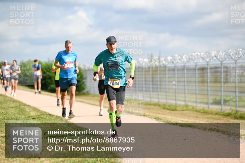 14.09.2025 - Airport Race Dr. Thomas Lammeyer http://msf.ph/oto/8867935 14.09.2025 12:10:42 Laufen 191, 1284 meine-sportfotos.de
