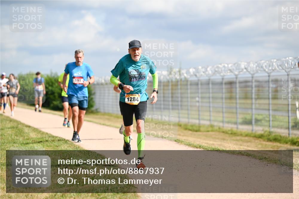 14.09.2025 - Airport Race Dr. Thomas Lammeyer http://msf.ph/oto/8867937 14.09.2025 12:10:43 Laufen 191, 1284 meine-sportfotos.de