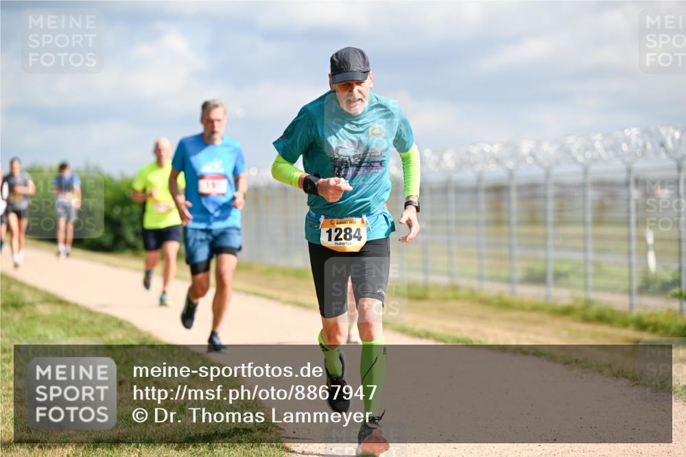 14.09.2025 - Airport Race Dr. Thomas Lammeyer http://msf.ph/oto/8867947 14.09.2025 12:10:44 Laufen 1284 meine-sportfotos.de