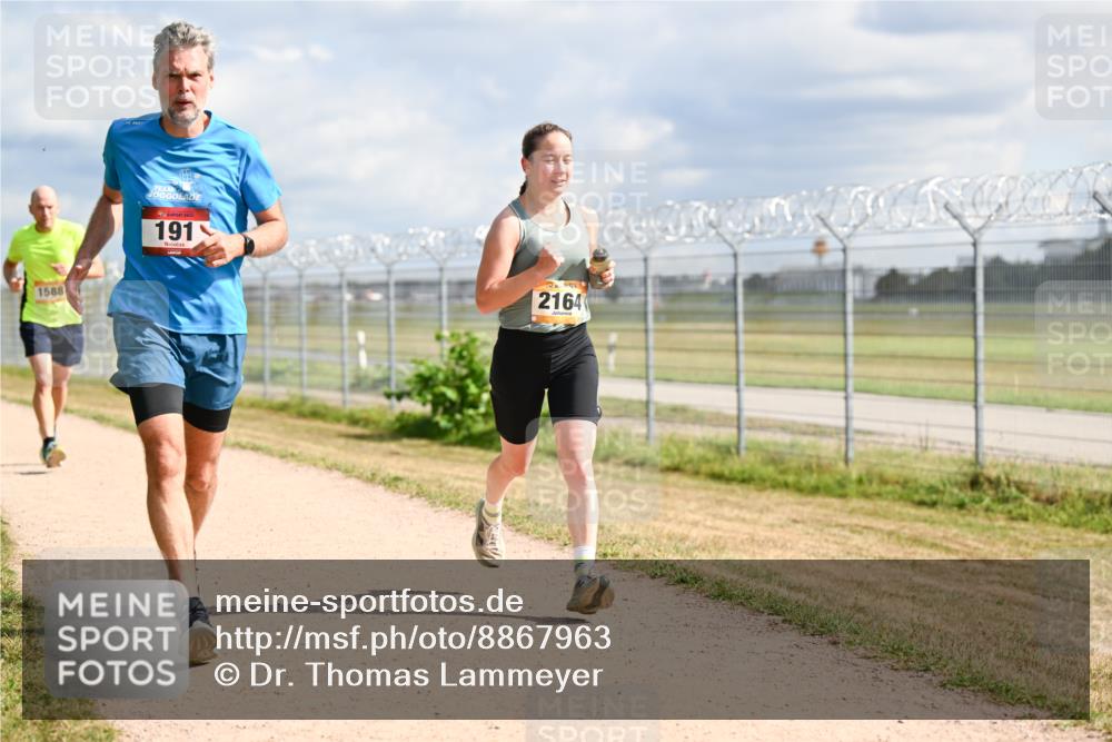 14.09.2025 - Airport Race Dr. Thomas Lammeyer http://msf.ph/oto/8867963 14.09.2025 12:10:48 Laufen 1588, 191, 2164 meine-sportfotos.de