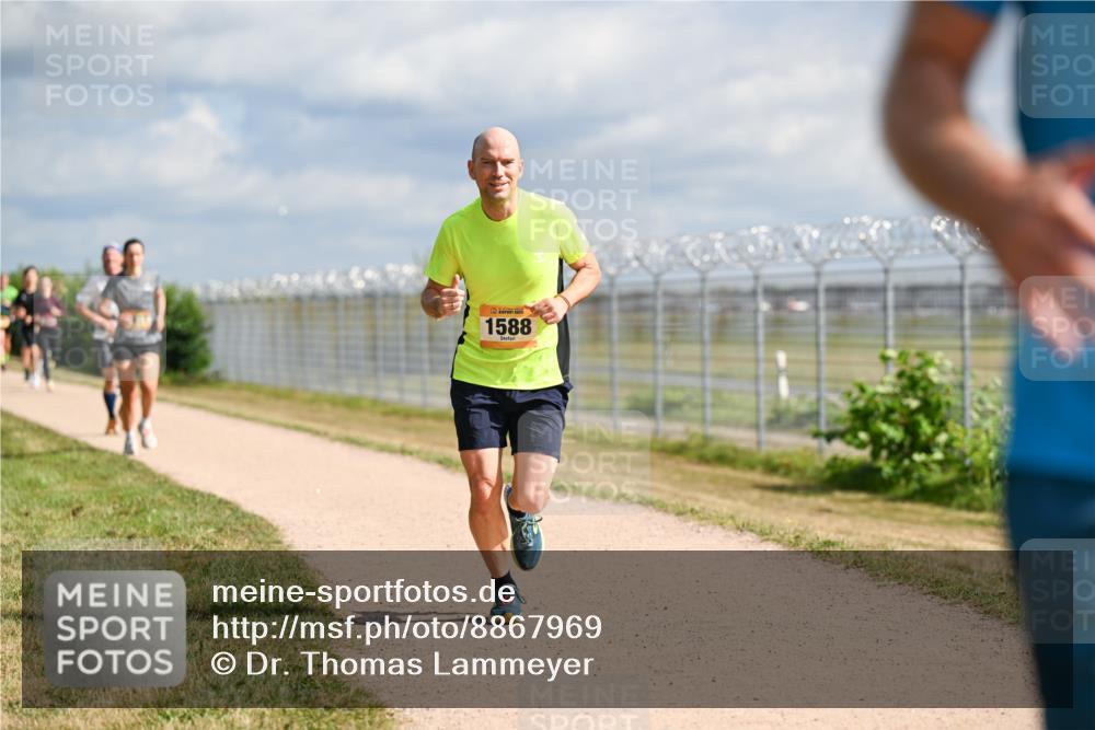 14.09.2025 - Airport Race Dr. Thomas Lammeyer http://msf.ph/oto/8867969 14.09.2025 12:10:50 Laufen 1588 meine-sportfotos.de