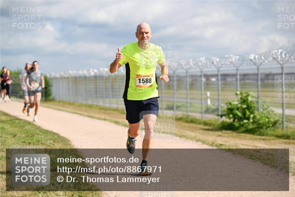 14.09.2025 - Airport Race Dr. Thomas Lammeyer http://msf.ph/oto/8867971 14.09.2025 12:10:50 Laufen 1588 meine-sportfotos.de