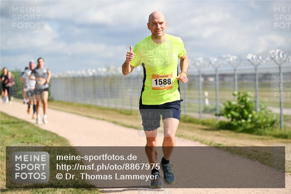 14.09.2025 - Airport Race Dr. Thomas Lammeyer http://msf.ph/oto/8867975 14.09.2025 12:10:50 Laufen 1588 meine-sportfotos.de