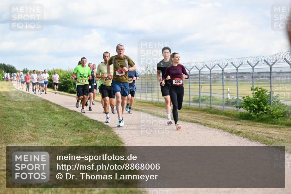 14.09.2025 - Airport Race Dr. Thomas Lammeyer http://msf.ph/oto/8868006 14.09.2025 12:10:59 Laufen 410, 1595, 780, 970, 202 meine-sportfotos.de