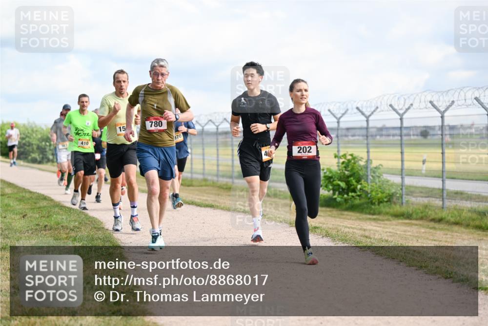 14.09.2025 - Airport Race Dr. Thomas Lammeyer http://msf.ph/oto/8868017 14.09.2025 12:11:00 Laufen 410, 15, 780, 970, 202 meine-sportfotos.de