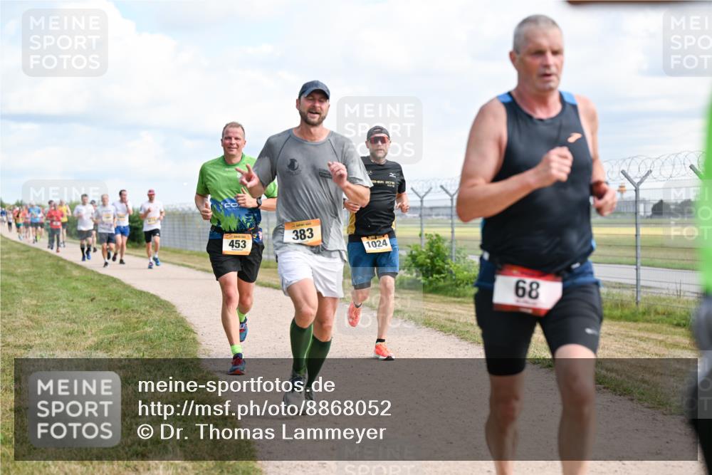 14.09.2025 - Airport Race Dr. Thomas Lammeyer http://msf.ph/oto/8868052 14.09.2025 12:11:06 Laufen 201, 453, 383, 1024, 68 meine-sportfotos.de