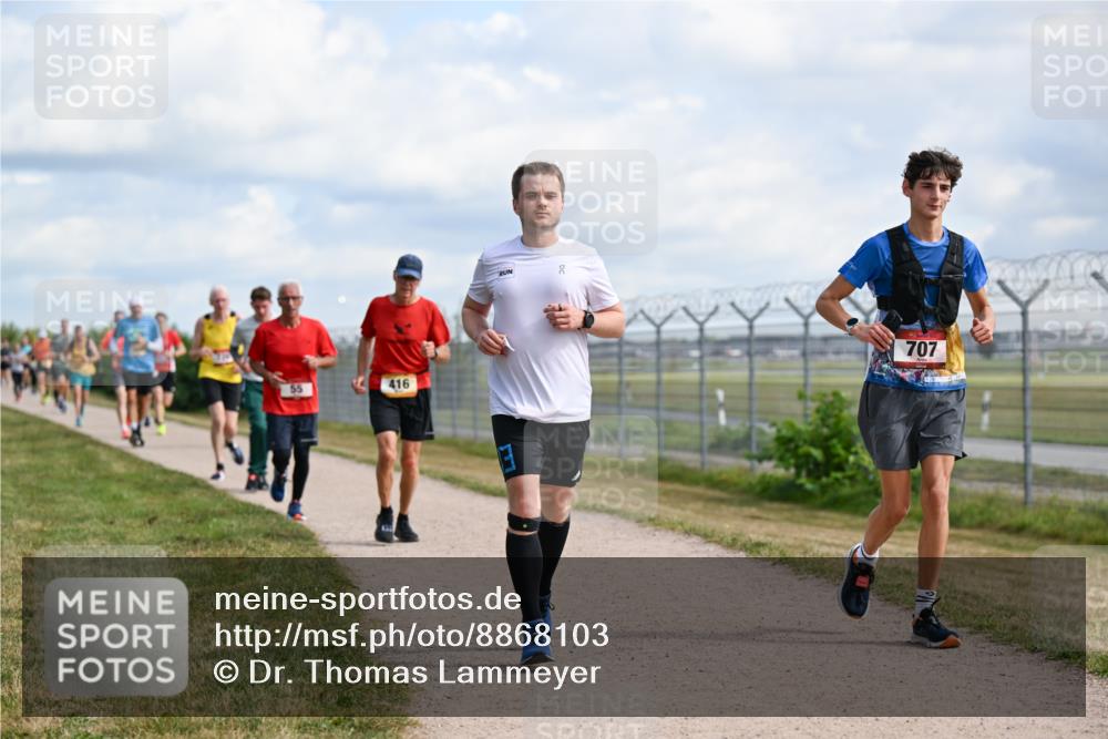 14.09.2025 - Airport Race Dr. Thomas Lammeyer http://msf.ph/oto/8868103 14.09.2025 12:11:16 Laufen 416, 707 meine-sportfotos.de