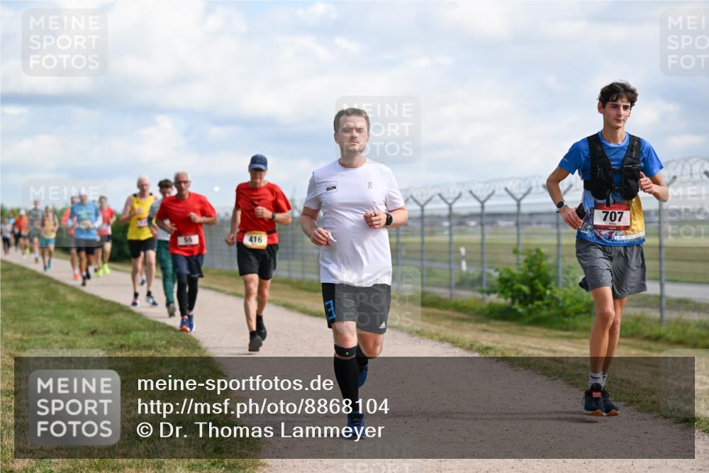 14.09.2025 - Airport Race Dr. Thomas Lammeyer http://msf.ph/oto/8868104 14.09.2025 12:11:16 Laufen 416, 707 meine-sportfotos.de