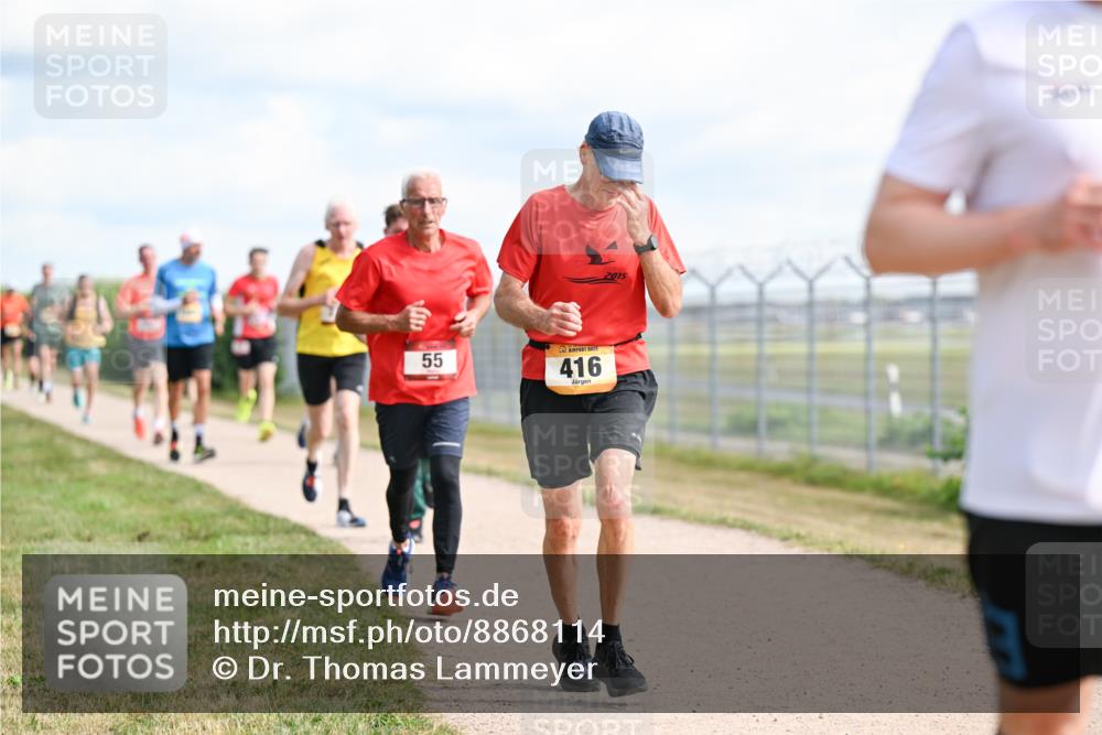 14.09.2025 - Airport Race Dr. Thomas Lammeyer http://msf.ph/oto/8868114 14.09.2025 12:11:17 Laufen 55, 416, 2015 meine-sportfotos.de