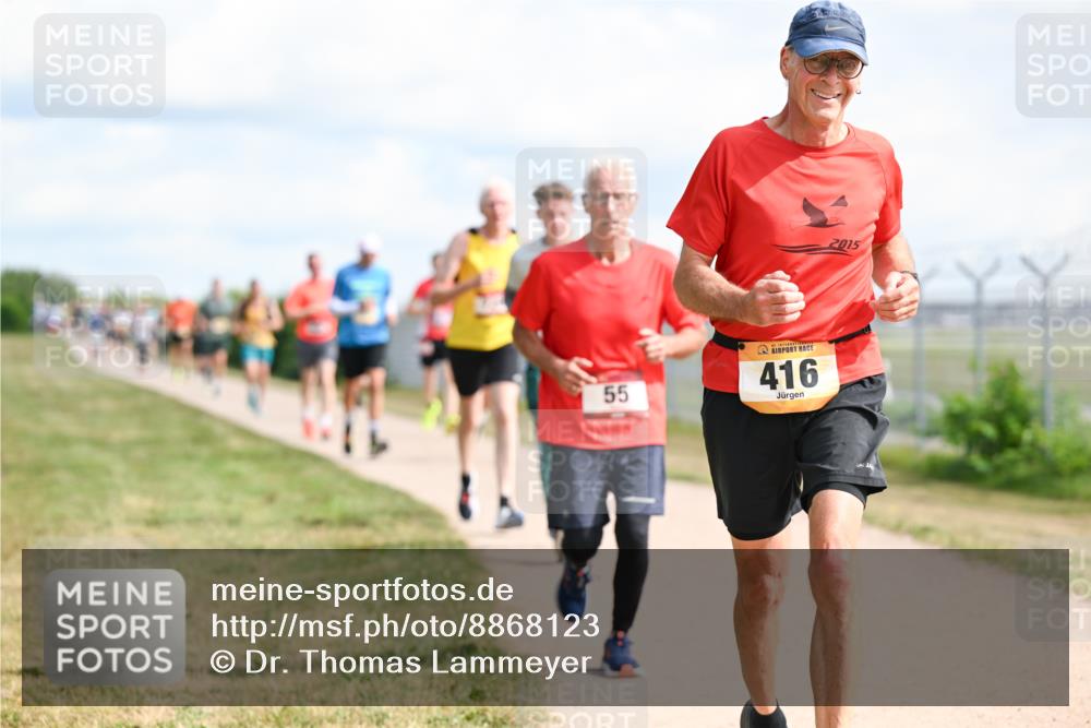 14.09.2025 - Airport Race Dr. Thomas Lammeyer http://msf.ph/oto/8868123 14.09.2025 12:11:19 Laufen 55, 55, 416, 2015 meine-sportfotos.de