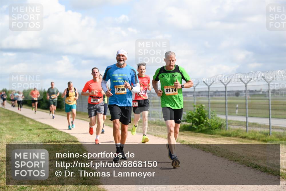 14.09.2025 - Airport Race Dr. Thomas Lammeyer http://msf.ph/oto/8868150 14.09.2025 12:11:23 Laufen 900, 50, 1899, 77, 4174 meine-sportfotos.de