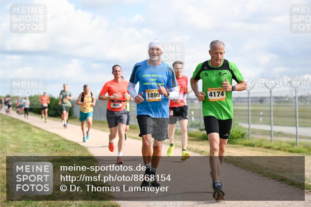 14.09.2025 - Airport Race Dr. Thomas Lammeyer http://msf.ph/oto/8868154 14.09.2025 12:11:24 Laufen 900, 50, 1899, 4174 meine-sportfotos.de