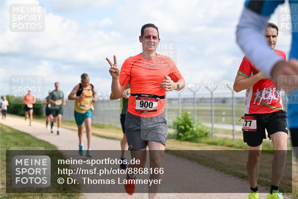 14.09.2025 - Airport Race Dr. Thomas Lammeyer http://msf.ph/oto/8868166 14.09.2025 12:11:26 Laufen 900, 177 meine-sportfotos.de