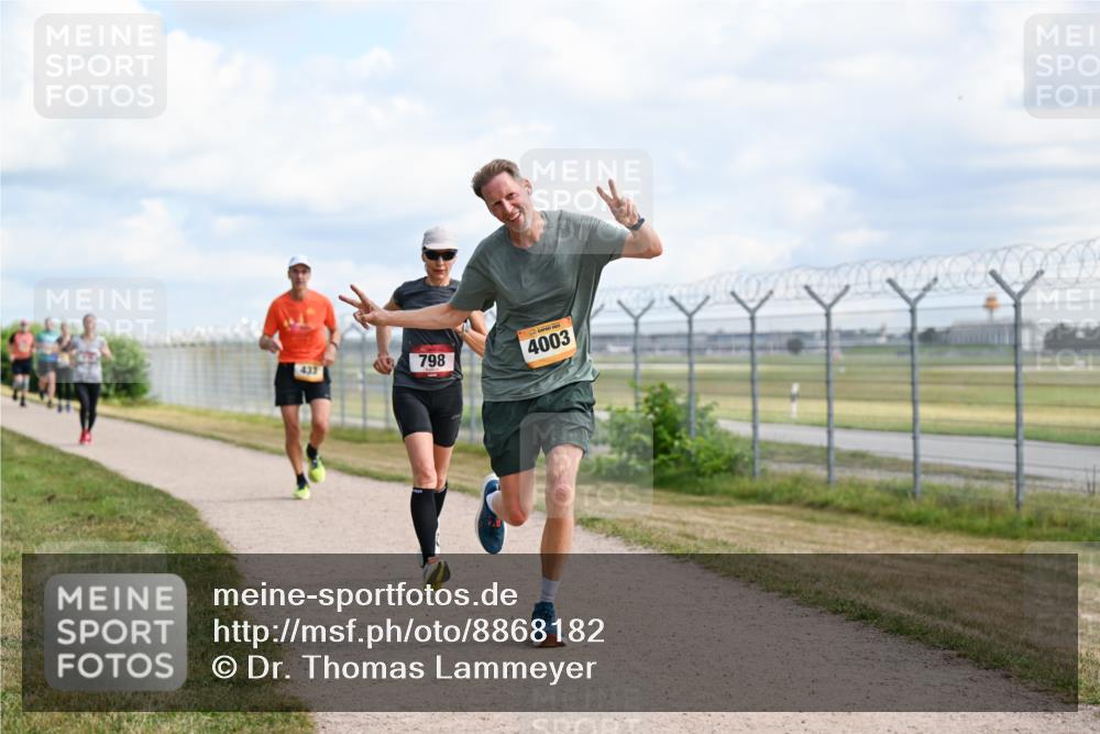 14.09.2025 - Airport Race Dr. Thomas Lammeyer http://msf.ph/oto/8868182 14.09.2025 12:11:31 Laufen 433, 798, 4003 meine-sportfotos.de