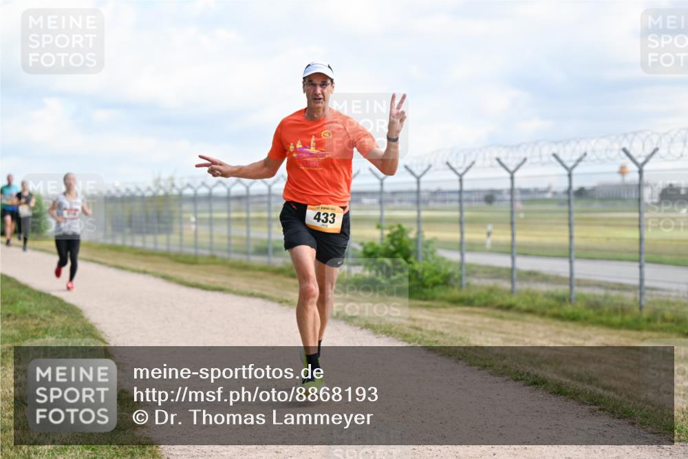 14.09.2025 - Airport Race Dr. Thomas Lammeyer http://msf.ph/oto/8868193 14.09.2025 12:11:33 Laufen 433 meine-sportfotos.de