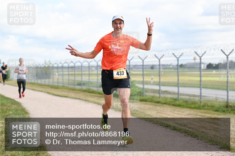 14.09.2025 - Airport Race Dr. Thomas Lammeyer http://msf.ph/oto/8868196 14.09.2025 12:11:33 Laufen 433 meine-sportfotos.de