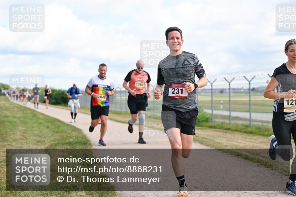 14.09.2025 - Airport Race Dr. Thomas Lammeyer http://msf.ph/oto/8868231 14.09.2025 12:11:43 Laufen 2048, 1260, 231, 121 meine-sportfotos.de