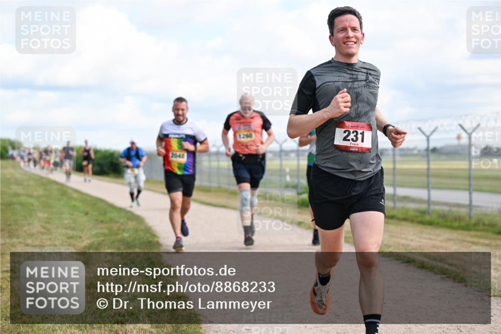 14.09.2025 - Airport Race Dr. Thomas Lammeyer http://msf.ph/oto/8868233 14.09.2025 12:11:43 Laufen 2048, 231 meine-sportfotos.de