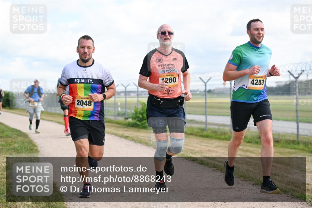 14.09.2025 - Airport Race Dr. Thomas Lammeyer http://msf.ph/oto/8868243 14.09.2025 12:11:44 Laufen 2048, 38, 260, 4253 meine-sportfotos.de