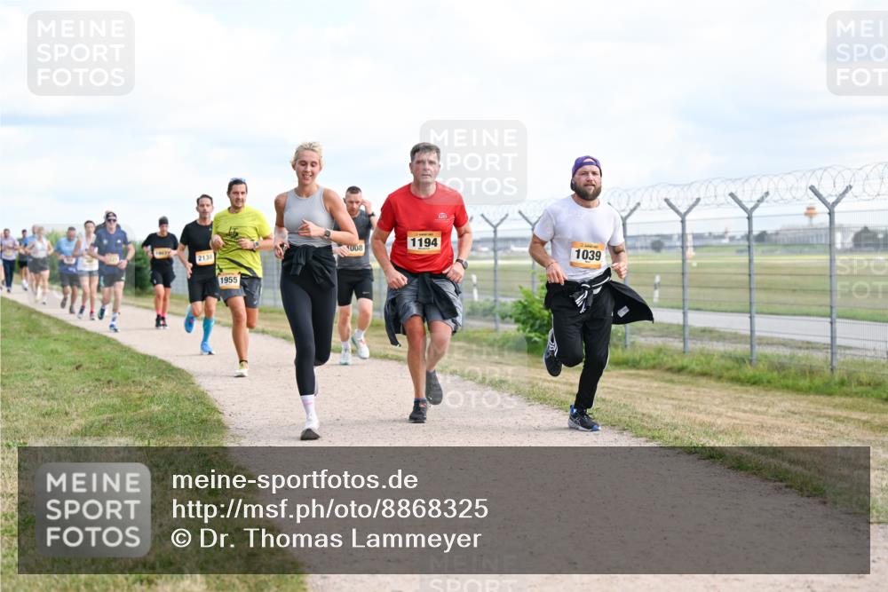 14.09.2025 - Airport Race Dr. Thomas Lammeyer http://msf.ph/oto/8868325 14.09.2025 12:12:04 Laufen 2138, 1955, 1008, 1194, 1039 meine-sportfotos.de
