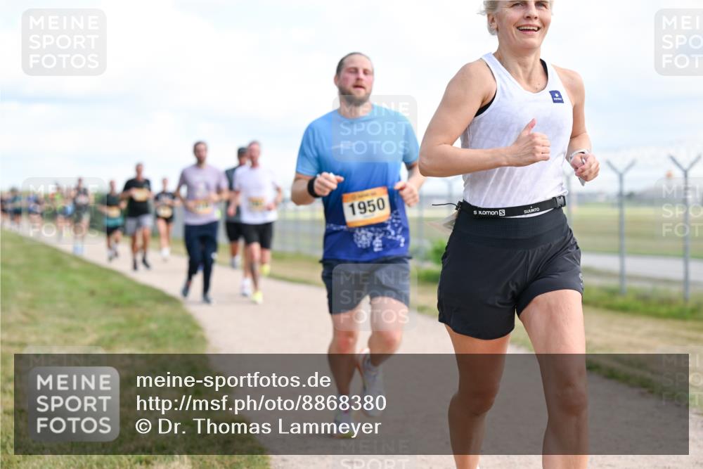14.09.2025 - Airport Race Dr. Thomas Lammeyer http://msf.ph/oto/8868380 14.09.2025 12:12:16 Laufen 1950, 1 meine-sportfotos.de