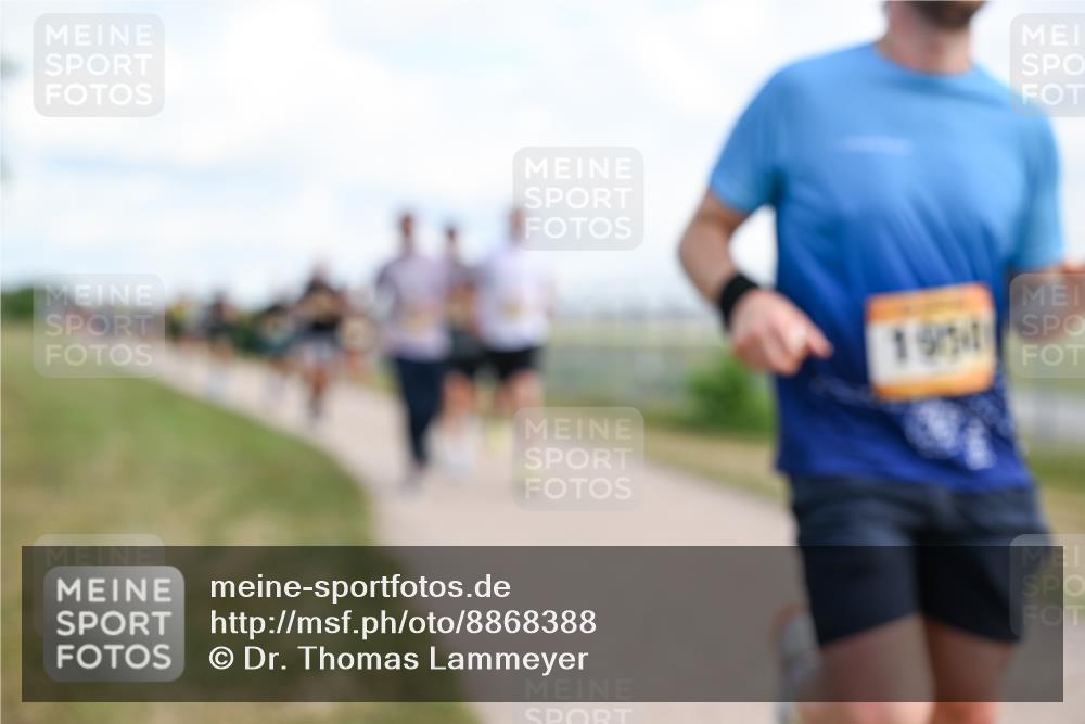 14.09.2025 - Airport Race Dr. Thomas Lammeyer http://msf.ph/oto/8868388 14.09.2025 12:12:18 Laufen 1950 meine-sportfotos.de