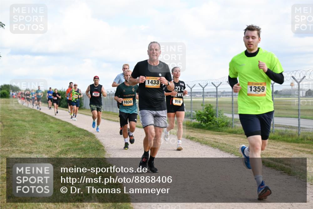 14.09.2025 - Airport Race Dr. Thomas Lammeyer http://msf.ph/oto/8868406 14.09.2025 12:12:22 Laufen 805, 1030, 1433, 22, 916, 1359 meine-sportfotos.de