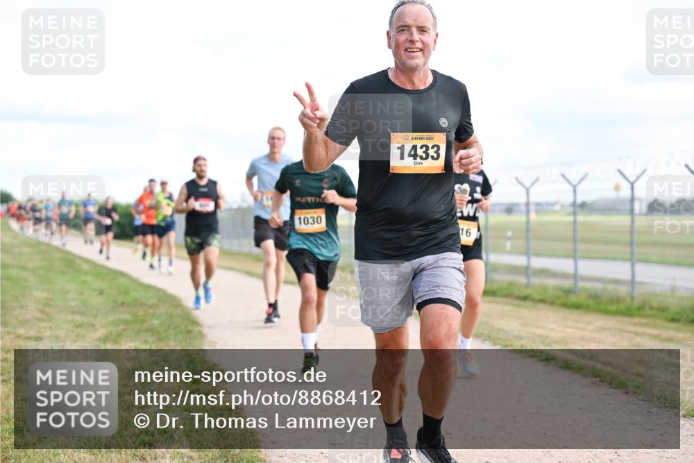 14.09.2025 - Airport Race Dr. Thomas Lammeyer http://msf.ph/oto/8868412 14.09.2025 12:12:23 Laufen 1030, 1433, 16 meine-sportfotos.de