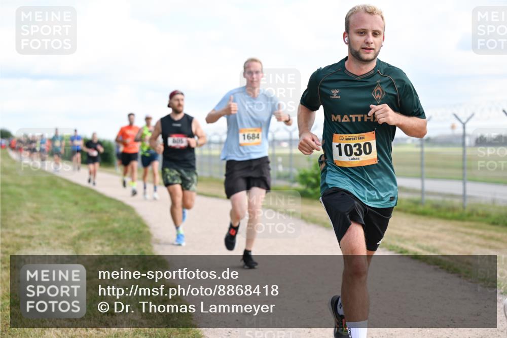 14.09.2025 - Airport Race Dr. Thomas Lammeyer http://msf.ph/oto/8868418 14.09.2025 12:12:25 Laufen 1684, 1030 meine-sportfotos.de