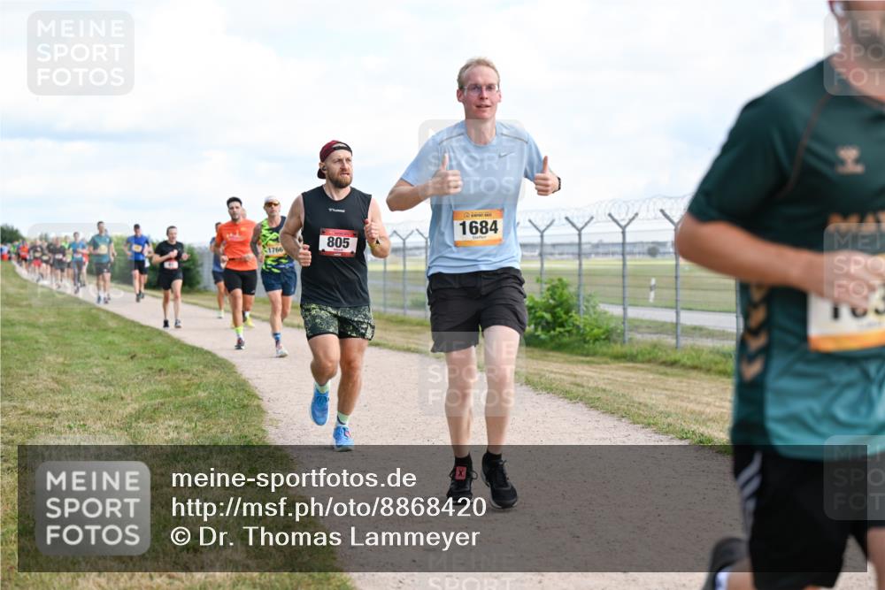 14.09.2025 - Airport Race Dr. Thomas Lammeyer http://msf.ph/oto/8868420 14.09.2025 12:12:25 Laufen 1766, 805, 1684 meine-sportfotos.de