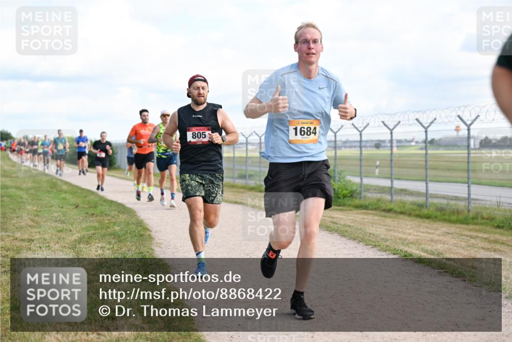 14.09.2025 - Airport Race Dr. Thomas Lammeyer http://msf.ph/oto/8868422 14.09.2025 12:12:25 Laufen 805, 1684 meine-sportfotos.de
