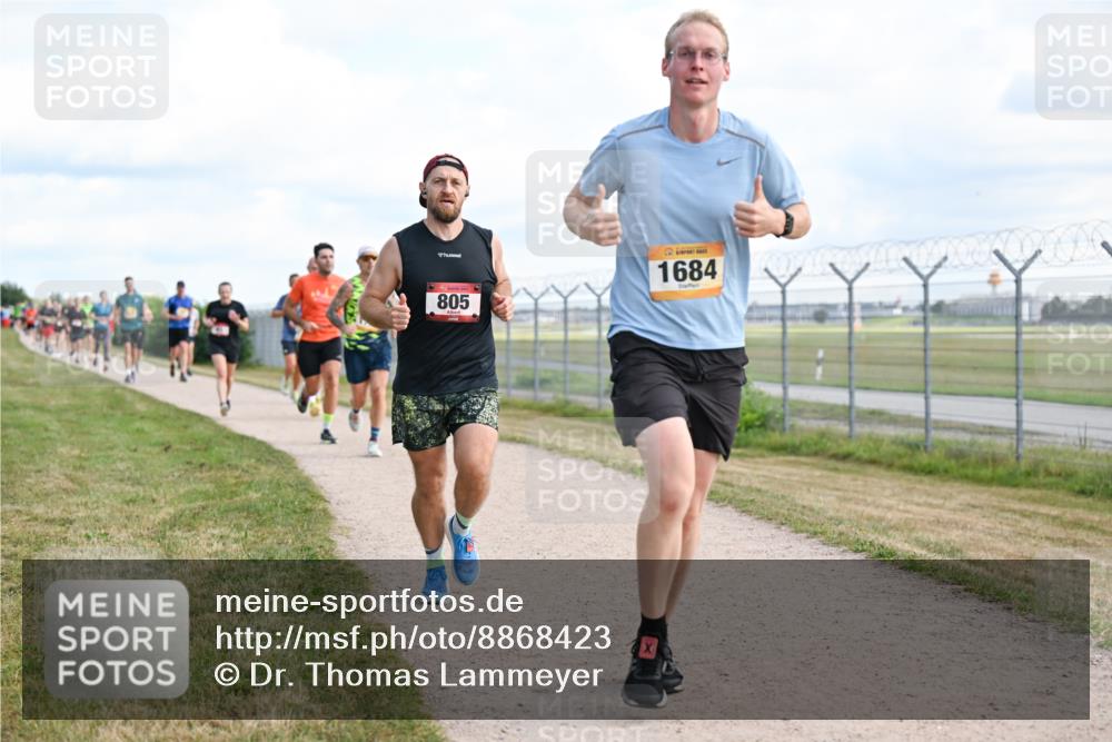 14.09.2025 - Airport Race Dr. Thomas Lammeyer http://msf.ph/oto/8868423 14.09.2025 12:12:25 Laufen 805, 1684 meine-sportfotos.de