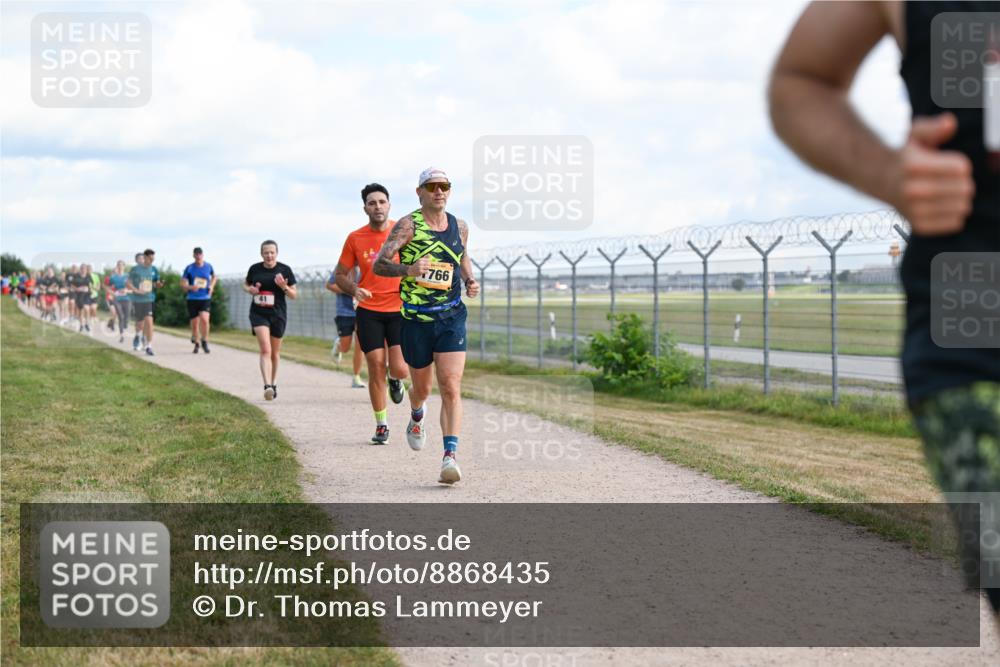 14.09.2025 - Airport Race Dr. Thomas Lammeyer http://msf.ph/oto/8868435 14.09.2025 12:12:27 Laufen 41, 766 meine-sportfotos.de