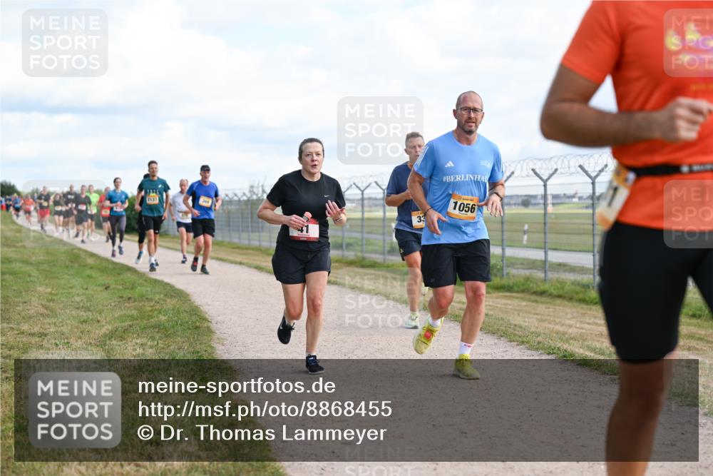 14.09.2025 - Airport Race Dr. Thomas Lammeyer http://msf.ph/oto/8868455 14.09.2025 12:12:31 Laufen 2133, 33, 1056 meine-sportfotos.de