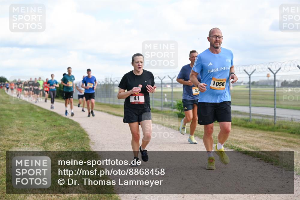 14.09.2025 - Airport Race Dr. Thomas Lammeyer http://msf.ph/oto/8868458 14.09.2025 12:12:31 Laufen 41, 33, 1056 meine-sportfotos.de