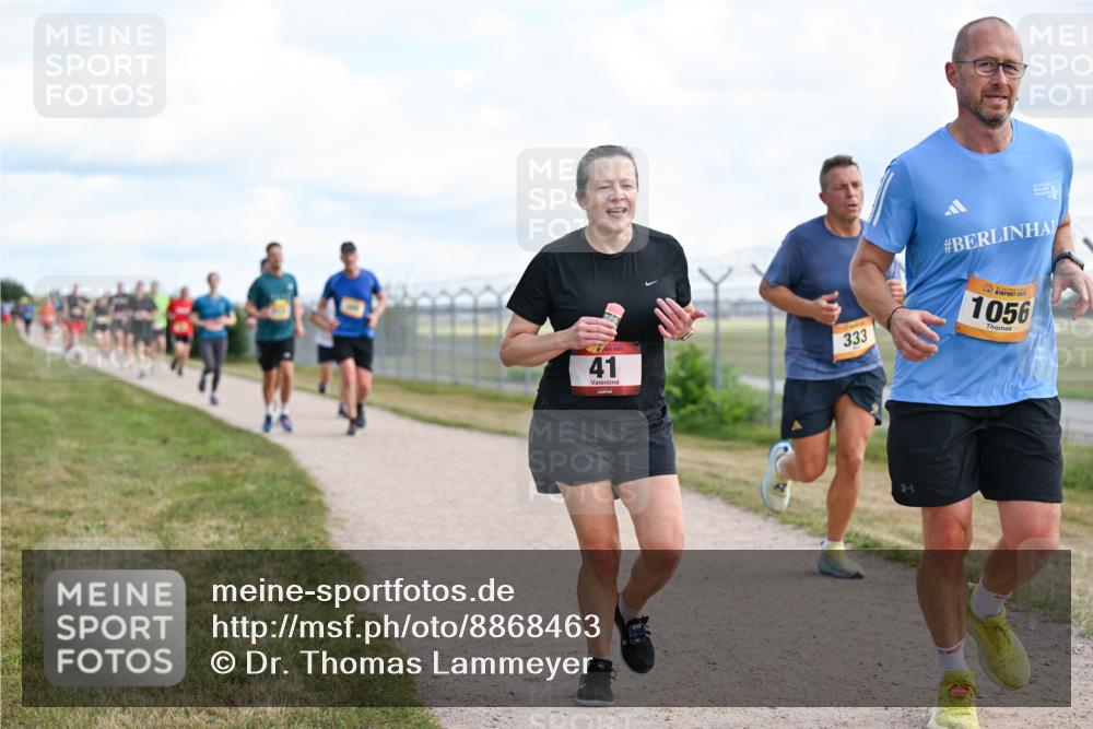 14.09.2025 - Airport Race Dr. Thomas Lammeyer http://msf.ph/oto/8868463 14.09.2025 12:12:32 Laufen 41, 333, 1056 meine-sportfotos.de