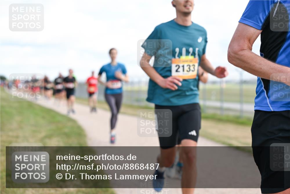 14.09.2025 - Airport Race Dr. Thomas Lammeyer http://msf.ph/oto/8868487 14.09.2025 12:12:37 Laufen 2425, 2133 meine-sportfotos.de